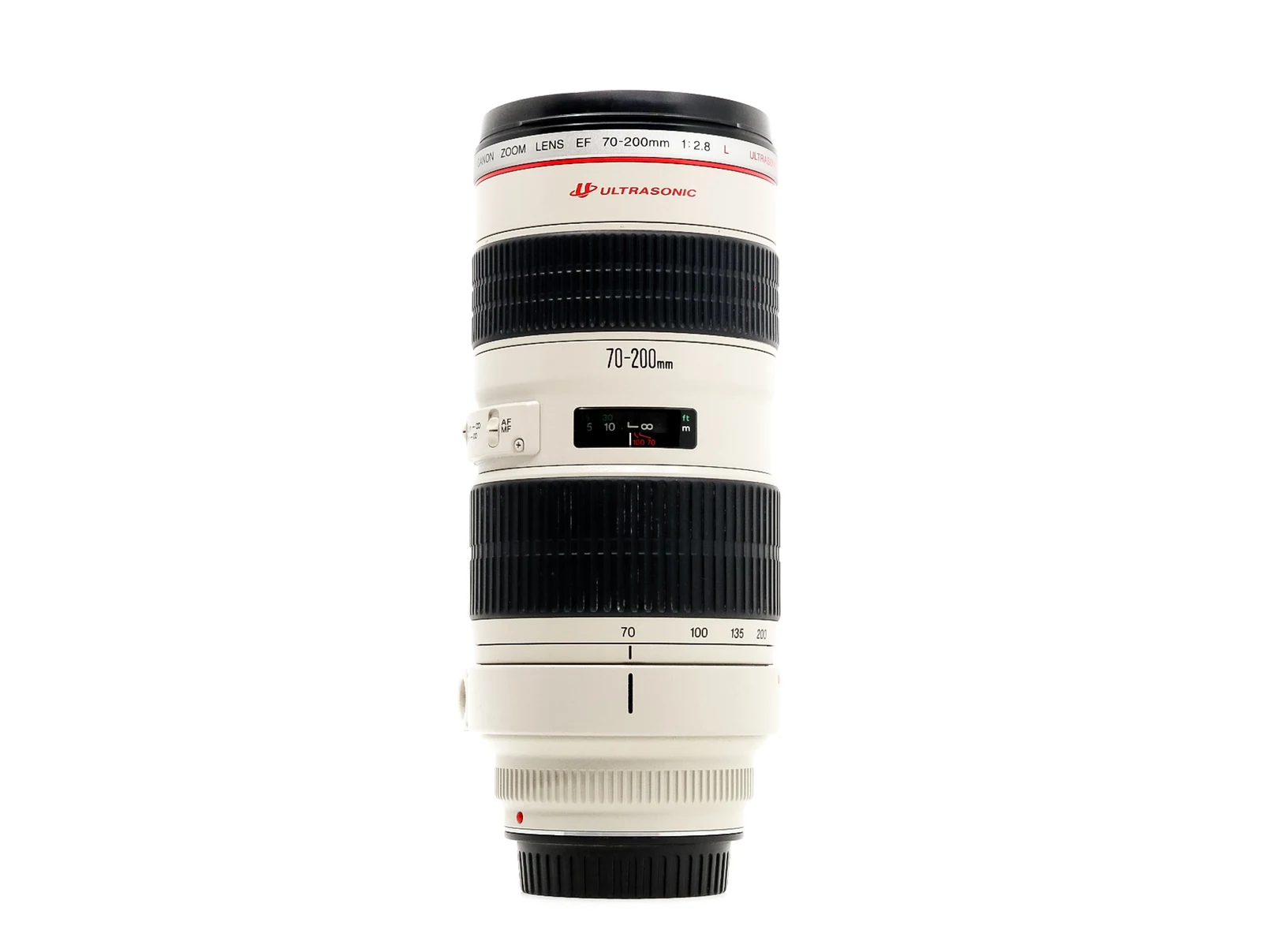 Objectif Canon EF 70–200 mm sur fond blanc