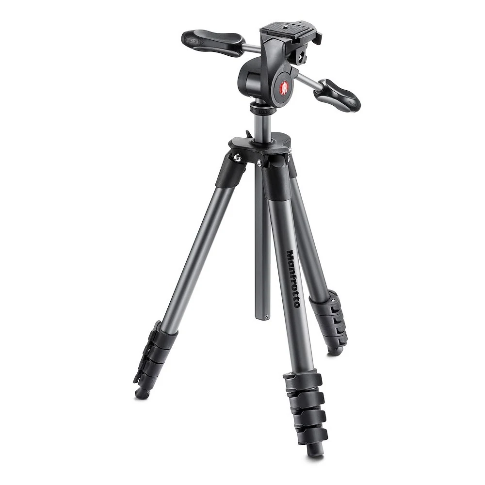 Trépied Manfrotto Compact Advanced sur fond blanc